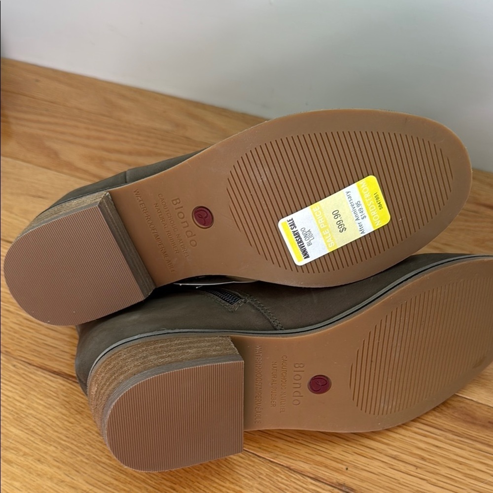 NWT Blondo Brown Chelsea Boots Ankle Height Suede - Picture 6 of 9